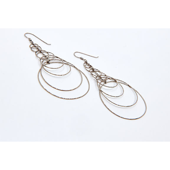 Encircled Layered Dangles