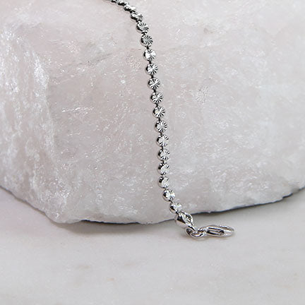 Tennis bracelet 