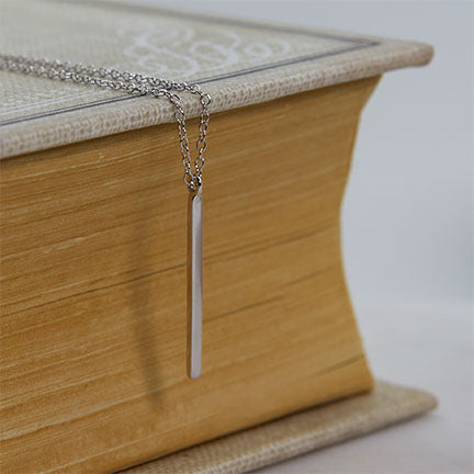 Vertical Bar String Necklace